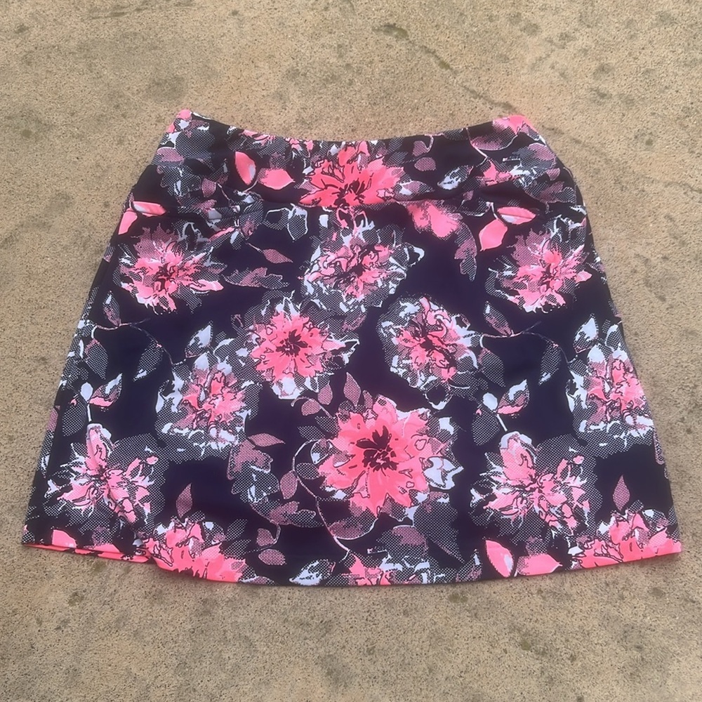 TAIL Women's Pink & Blue Floral Golf Skort Size S